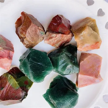 natūralus agatas kristalų neapdoroti akmenys roko pavyzdys žalio vandenyno žolės agato akmenys ir mineralai