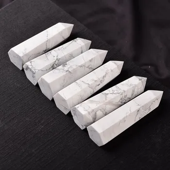 Baltas turkis kvarco kristalo lazdelė taško, reiki gydymo, natūralaus akmens ir mineralinės medžiagos, namų puošybai skirtas parduoti